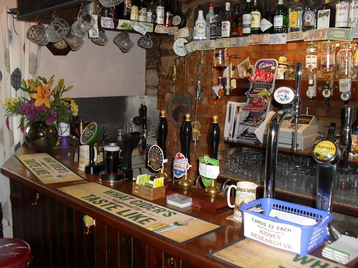 The Mitre Inn Sherborne  Exterior foto
