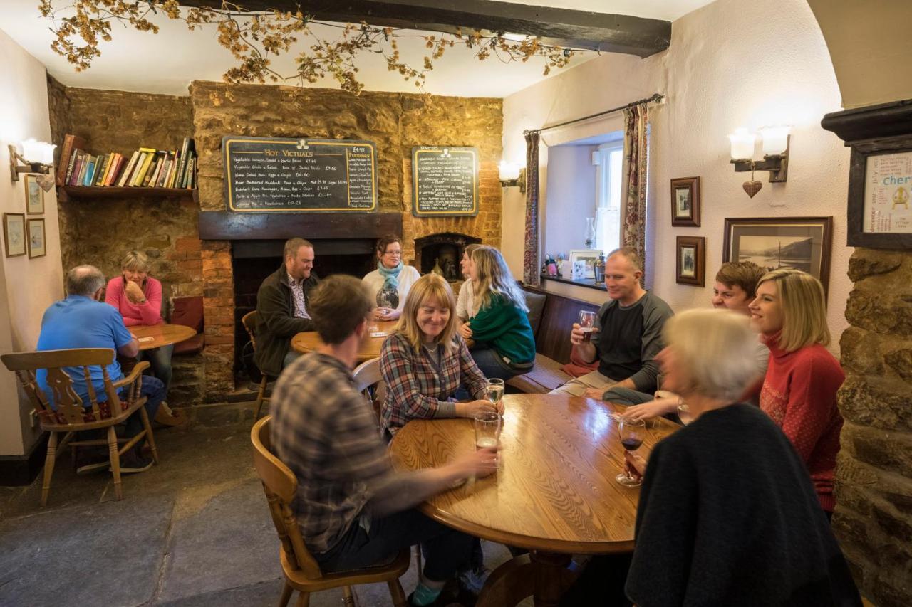 The Mitre Inn Sherborne  Exterior foto